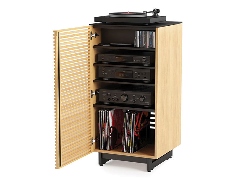 CORRIDOR ® 8172 Overall Dimensions: 44.75H x 22W x 22D in 114H x 56W x 56D cm
