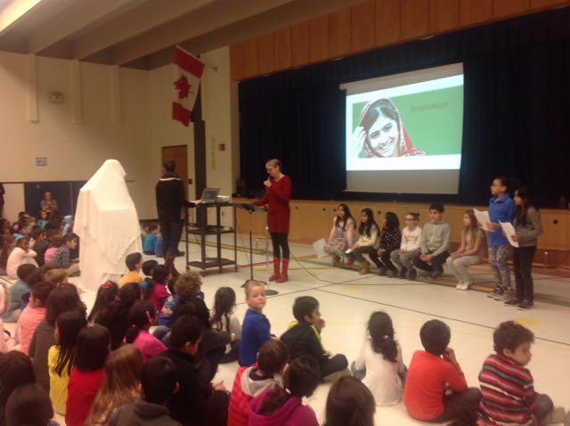 Presenting at Munden Park School