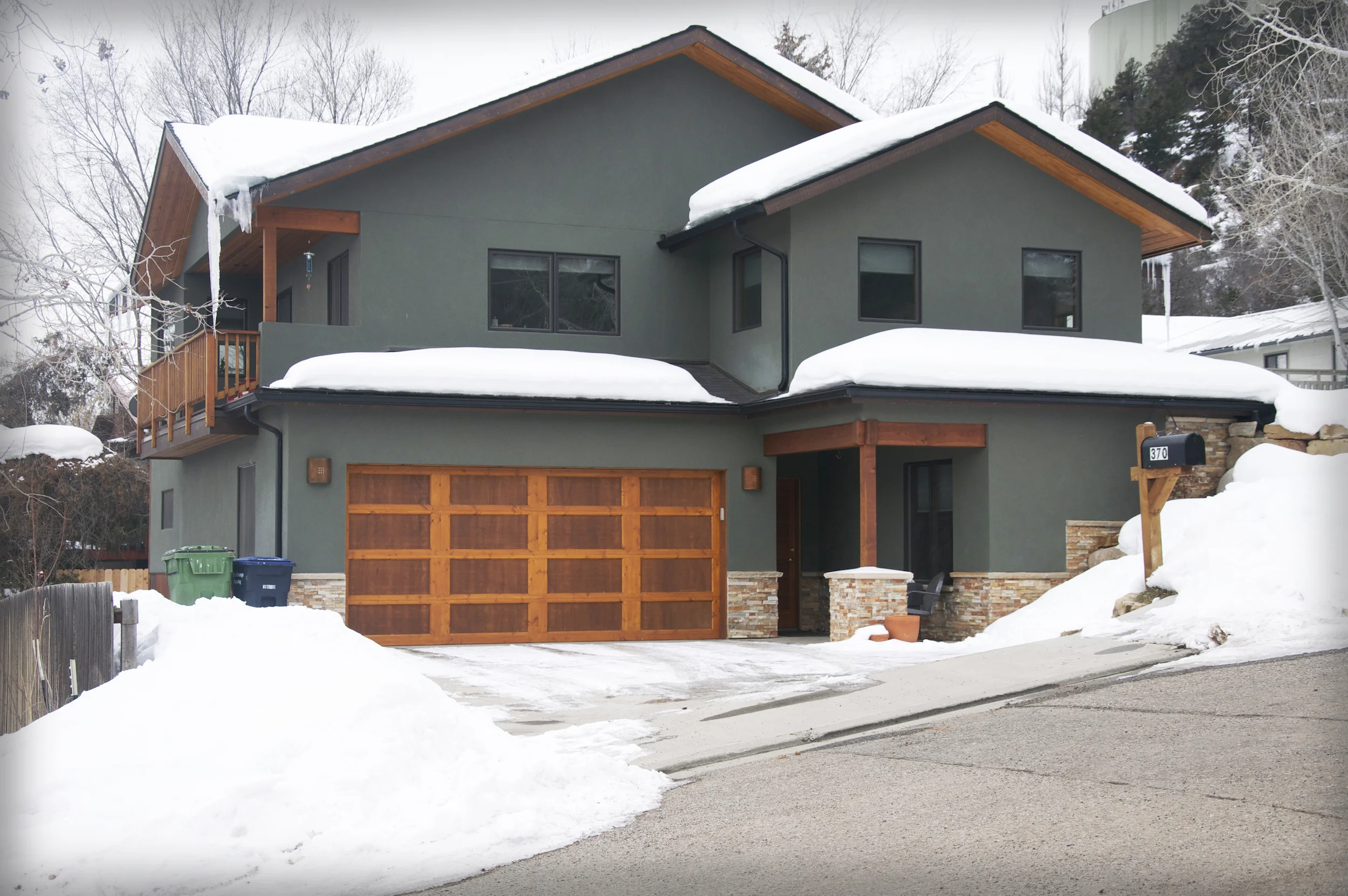 JUST SOLD! In Town Modern Home 625K