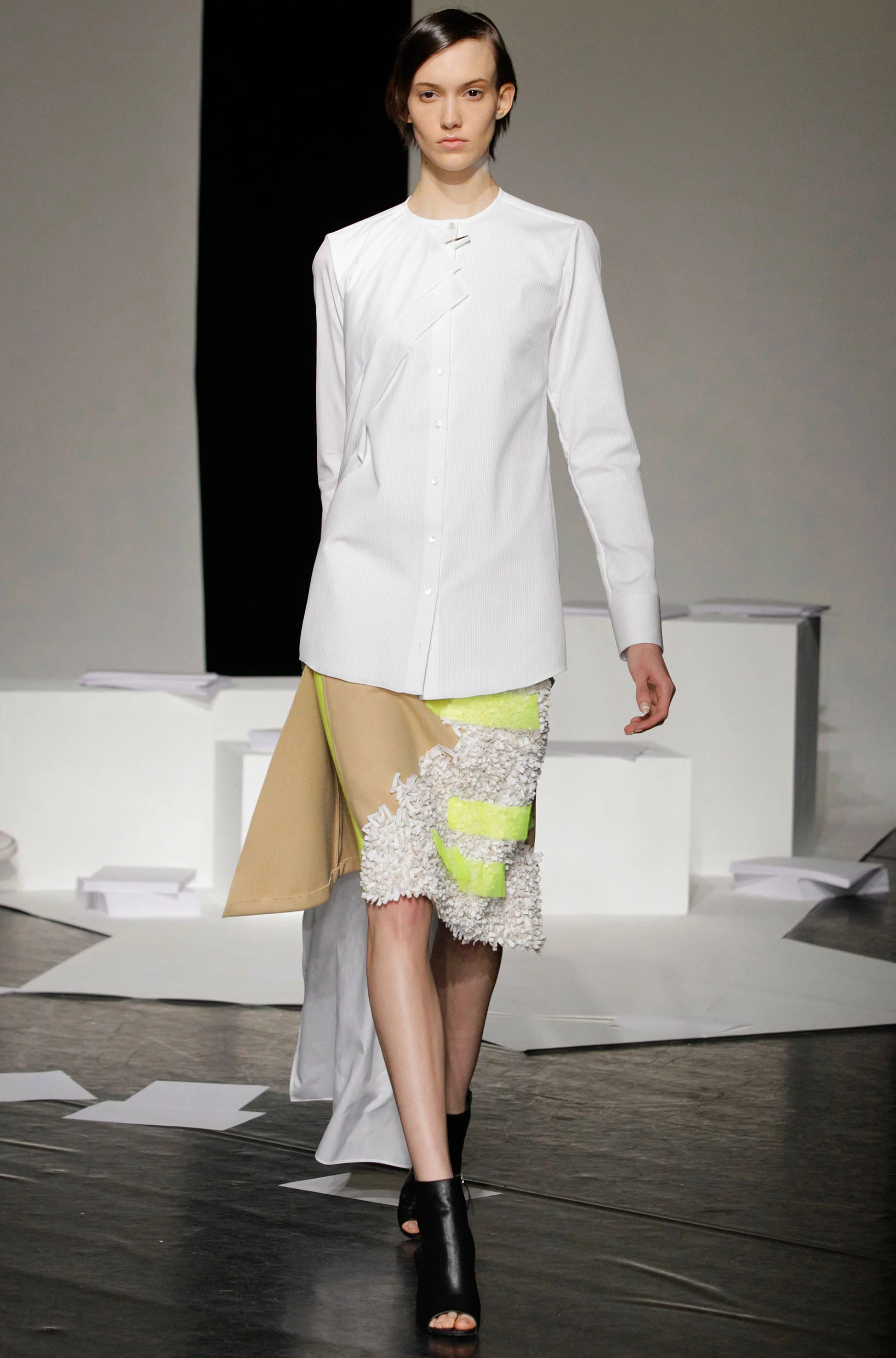look 23