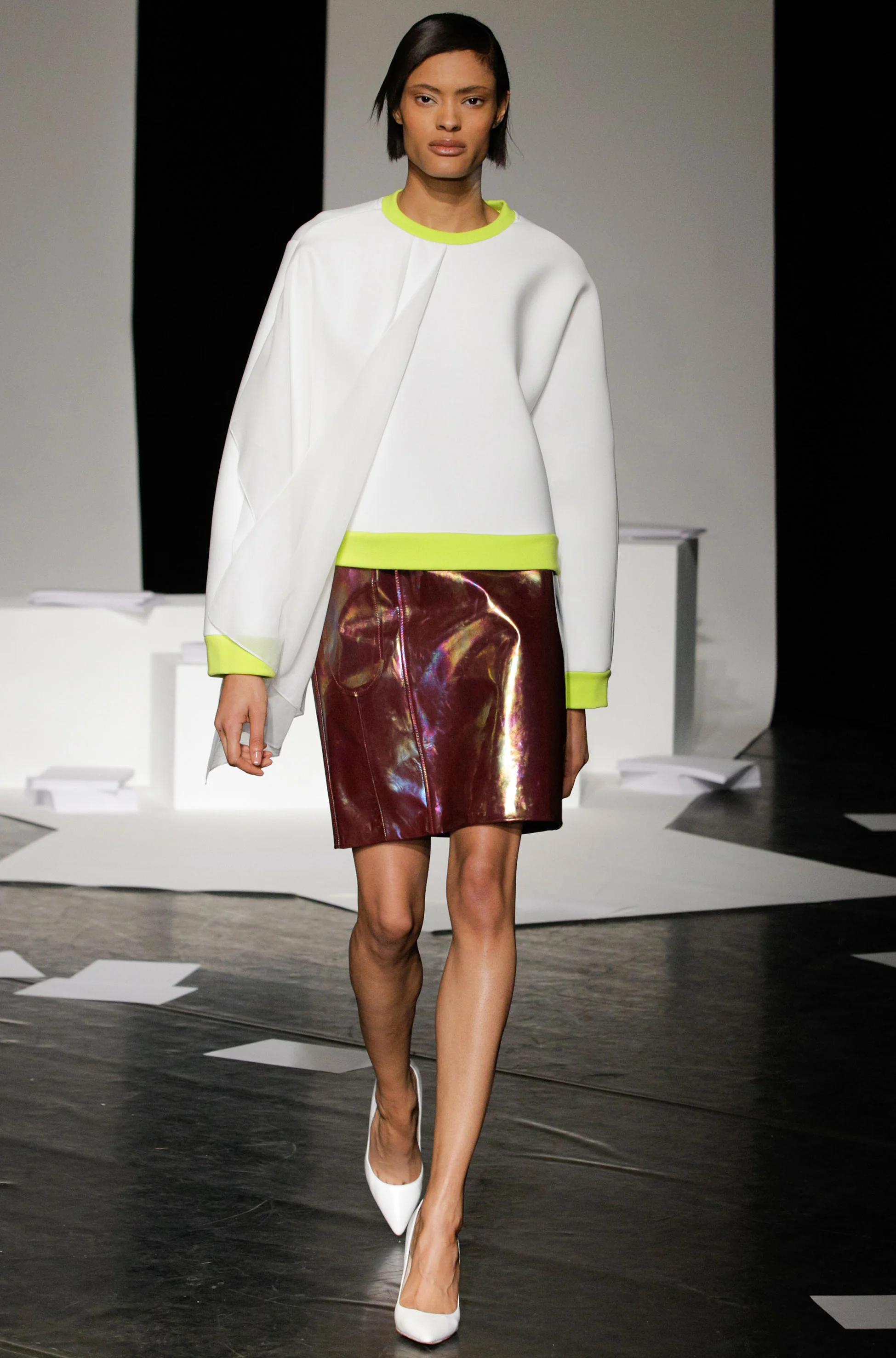 look 25 - click to shop