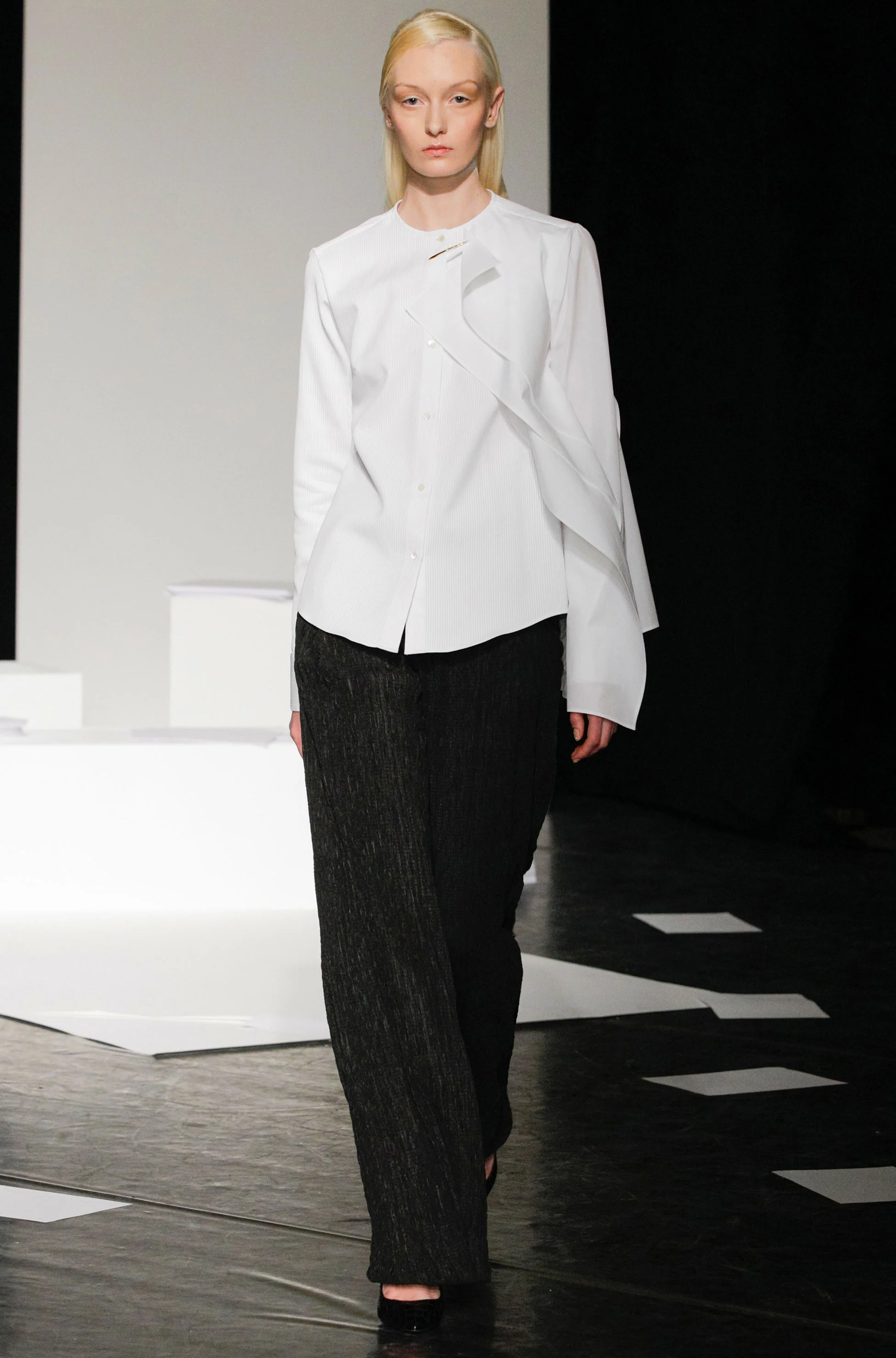 look 22 - click to shop
