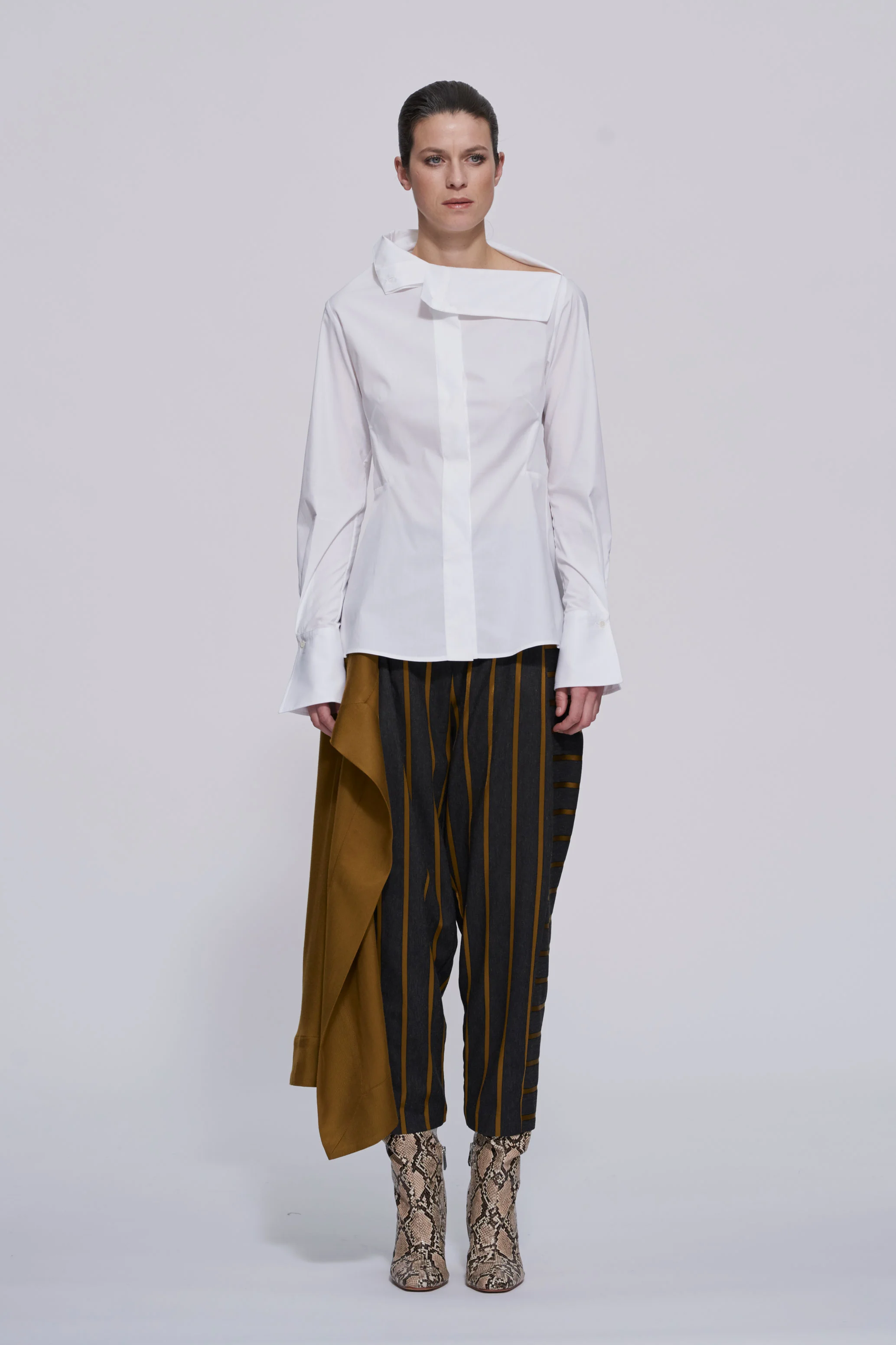 F011-WH-F.jpg