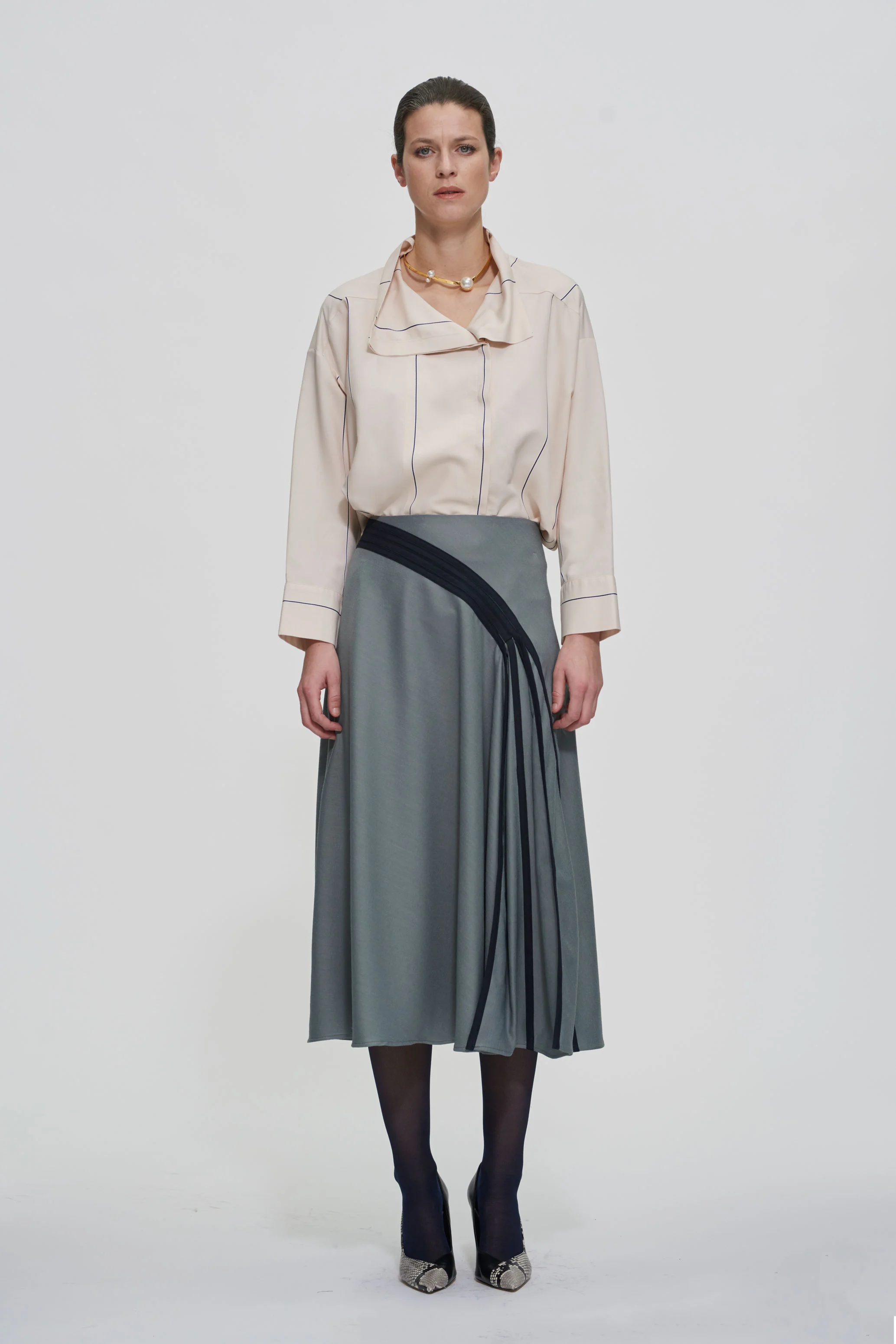 F301-OLIVE-F.jpg