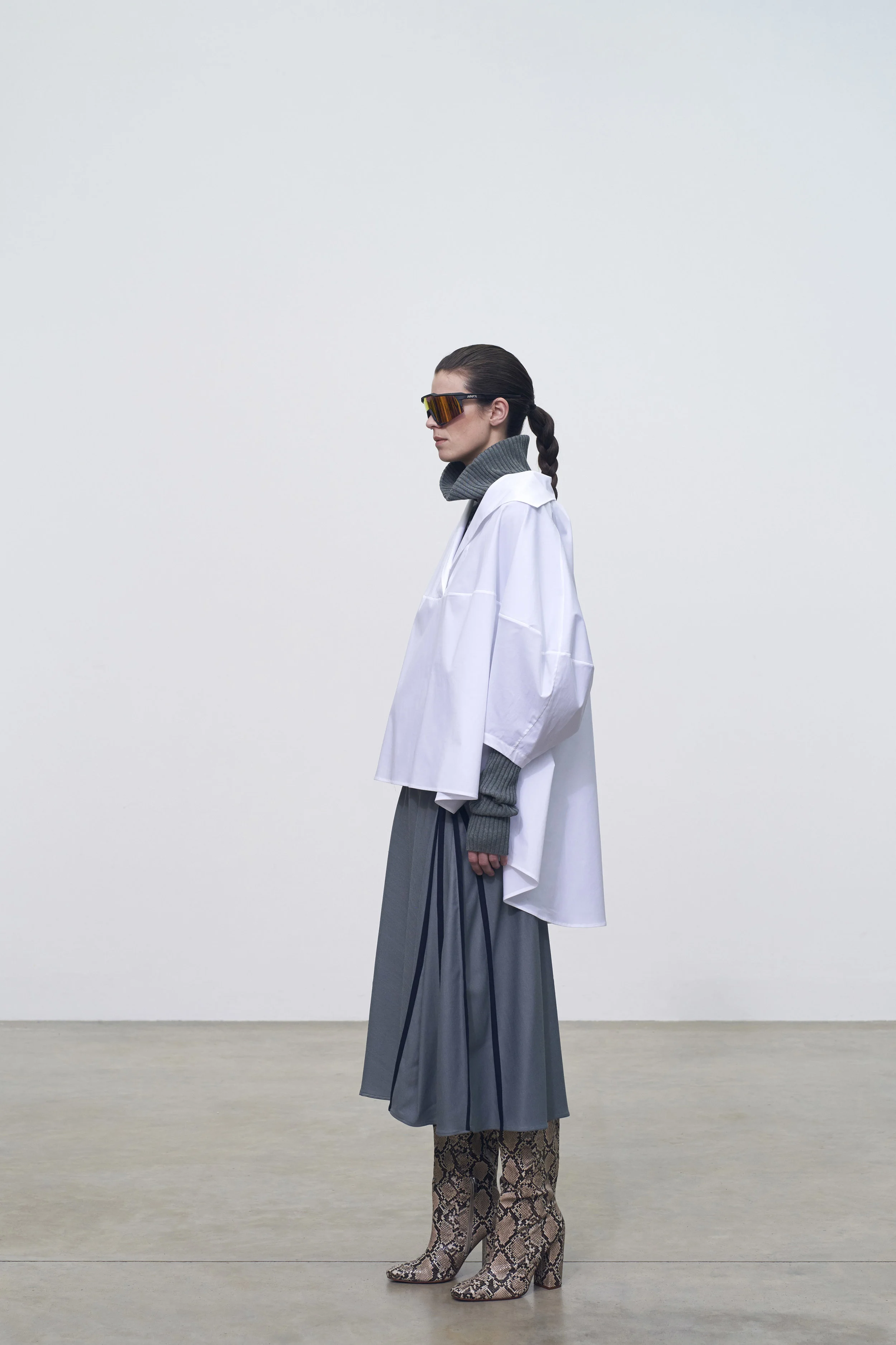 Look 2.jpg