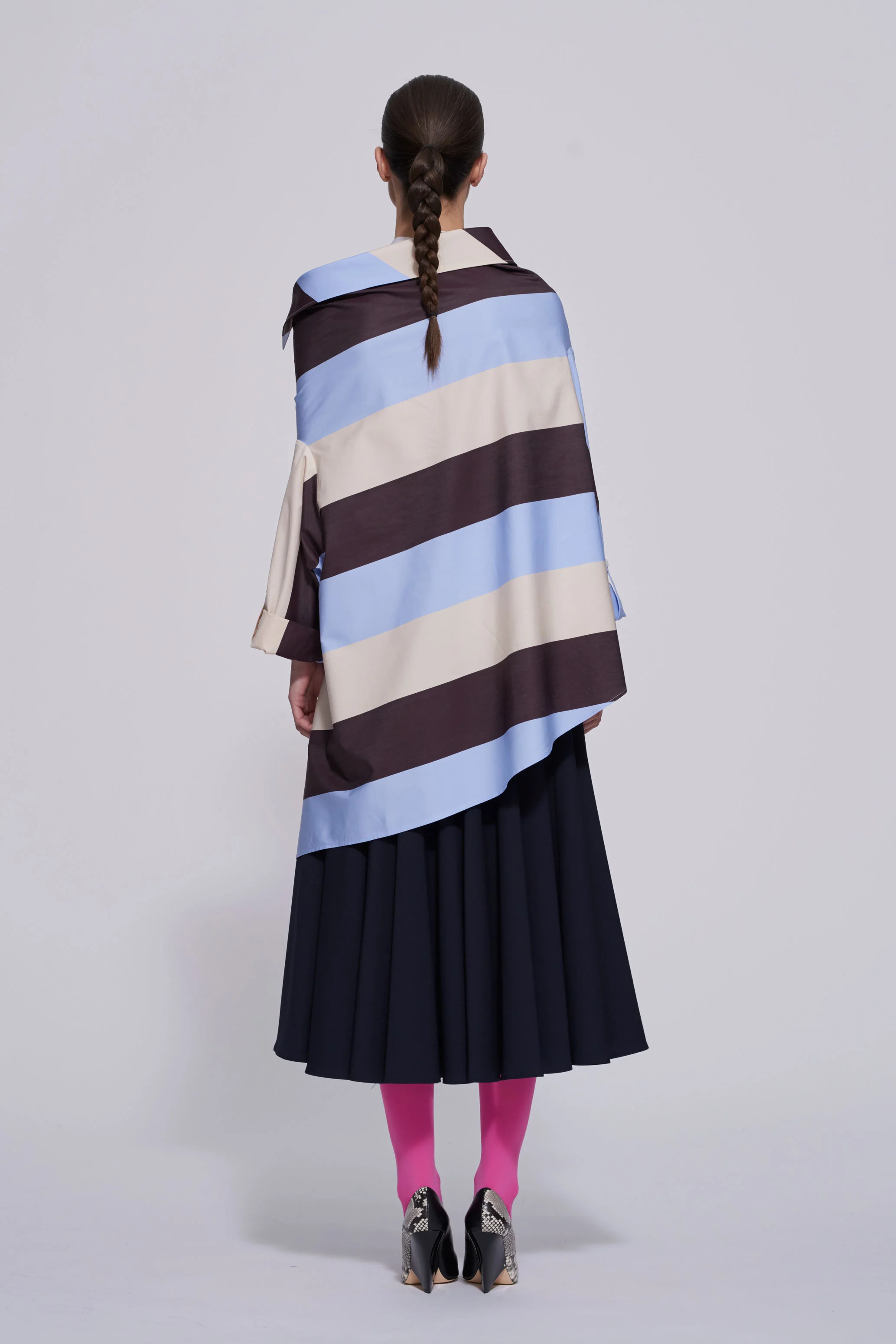 F023-WS-B.jpg