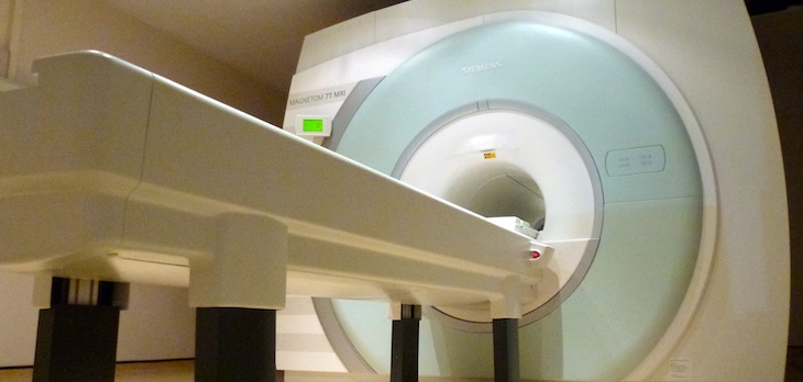 7 Tesla fMRI machine