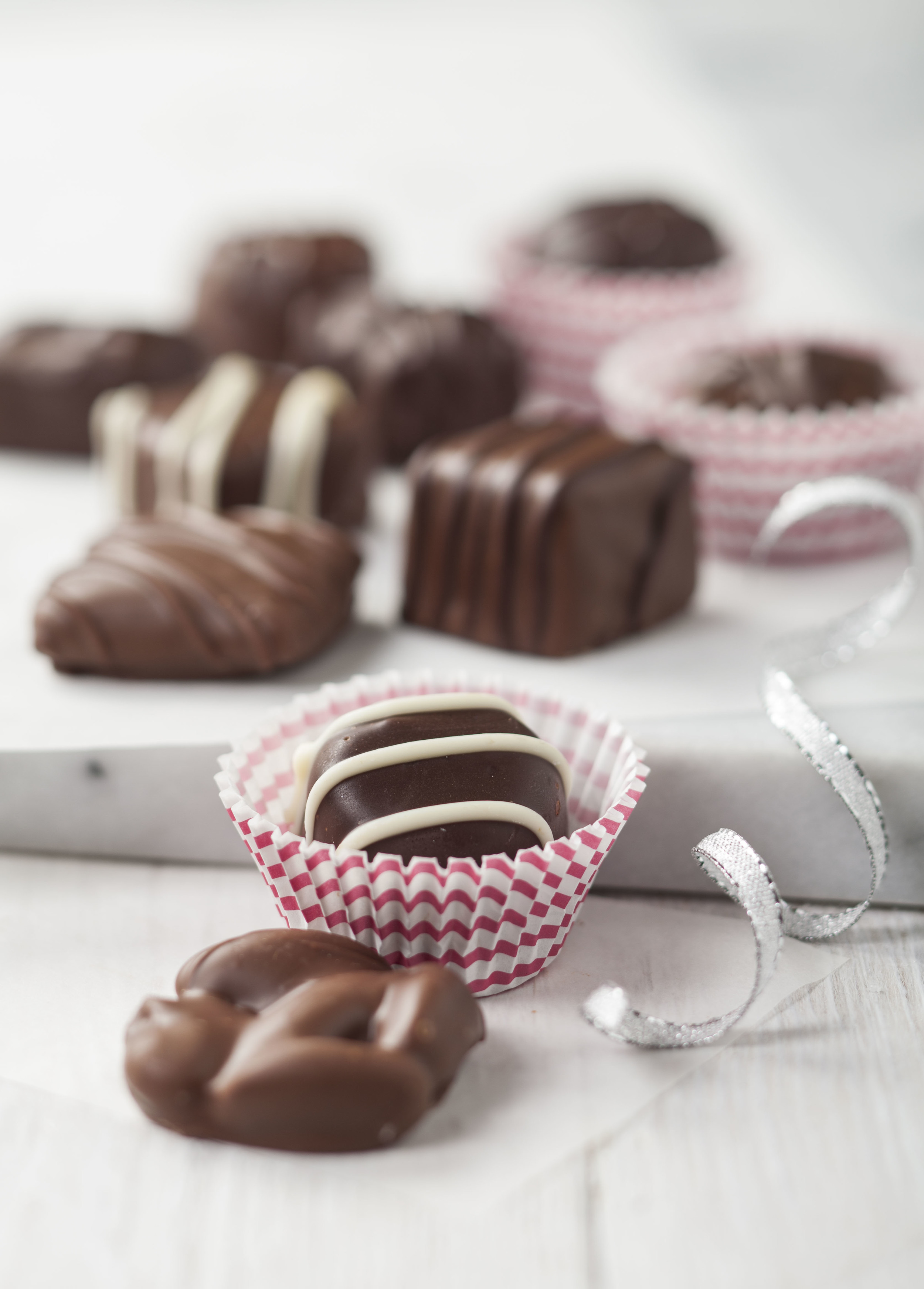 Chocolates and tin_381.JPG