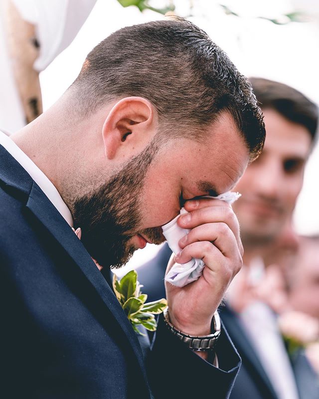 (1/3) A few previews from last weeks wedding with @21summit @jasoncoxphoto @domboi.mov and @ethan_vara. What a great day! Can’t wait to edit the rest 👍🏻. #groom #photography #bostonphotographer #weddingphotography #wedding #bride #eventphotography #thknot #theknotpro