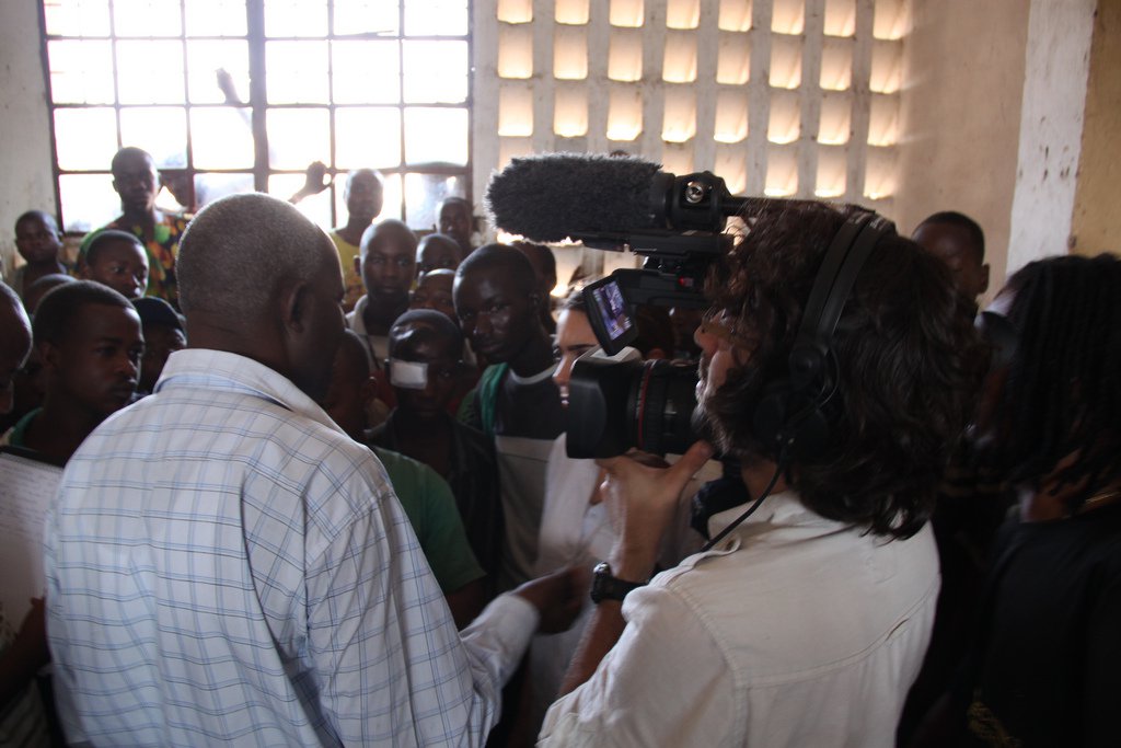Watching the incredible Pierre at work. All the prisoners show him the deepest respect - he used to be one of them, wrongly imprisoned in this very jail for two years, and more recently again in 2014, this time for speaking out against the military. 