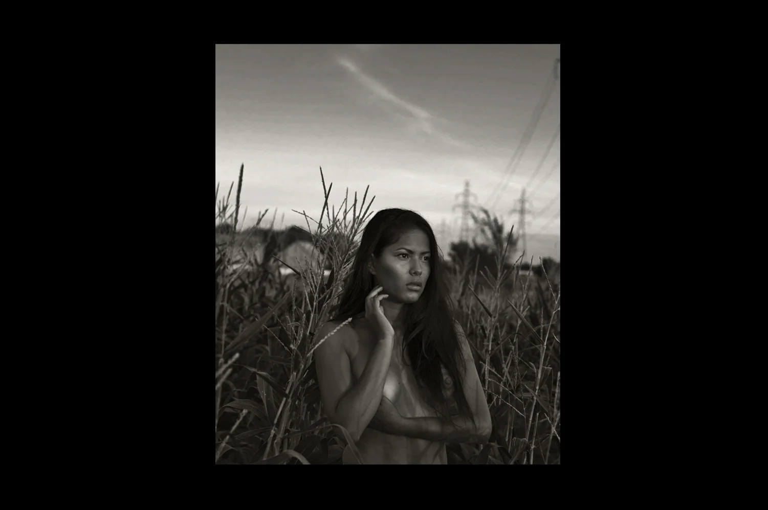 Raquel-Square-set-up-1500-nue.jpg