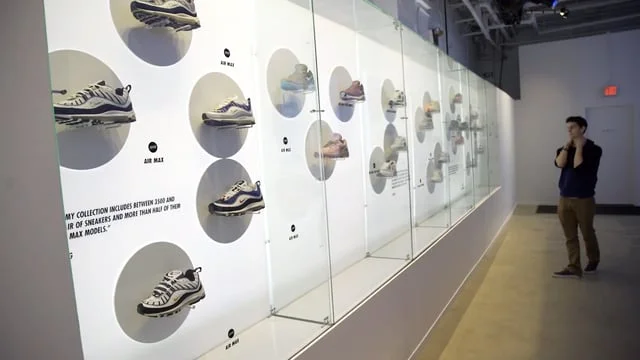 SOLE SEARCHING- AIRMAX CON