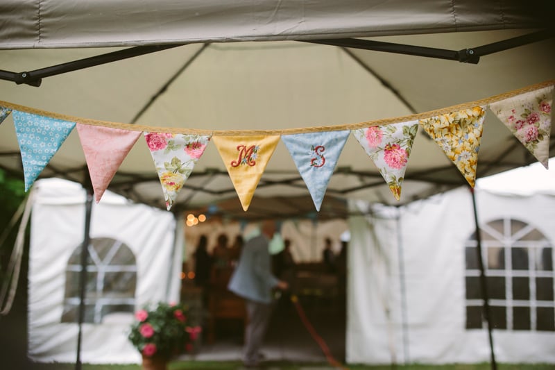 035-Melissa_Sung_Photography__Toronto_Wedding_Photographer_Intimate_Outdoor_Wedding_Muskoka_the_Good_Lovelies_Portage_Inn.jpg