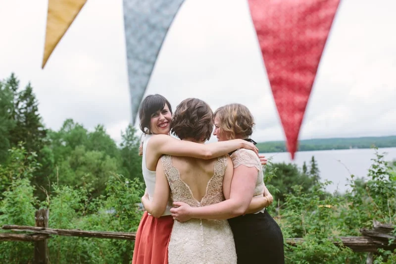 064-Melissa_Sung_Photography__Toronto_Wedding_Photographer_Intimate_Outdoor_Wedding_Muskoka_the_Good_Lovelies_Portage_Inn.jpg