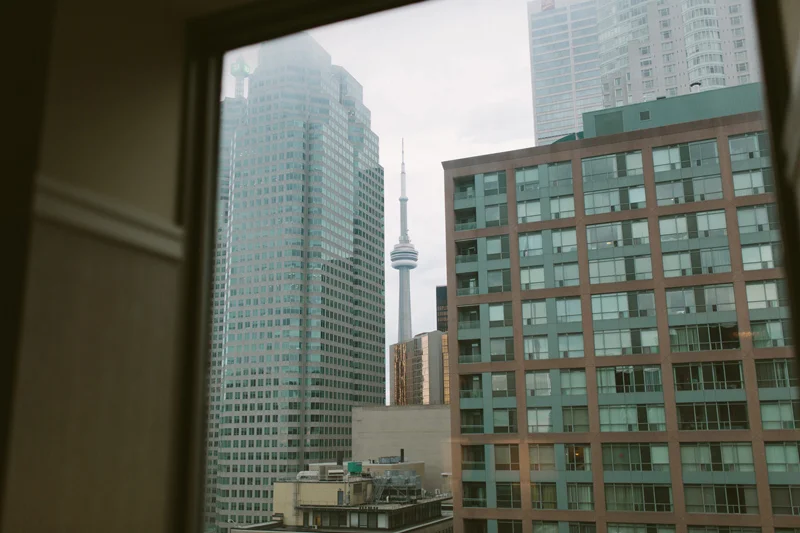 009-Melissa_Sung_Photography_Toronto_Wedding_Photographer_Cluny_Bistro_Distillery.jpg