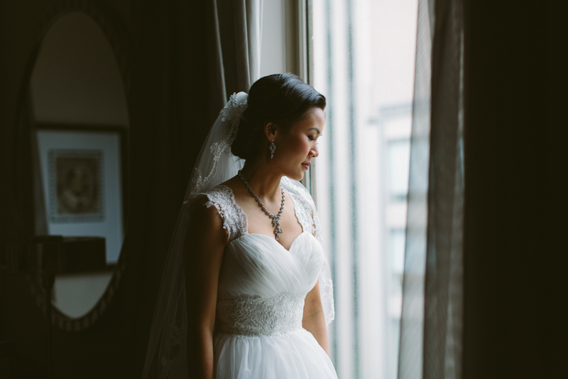 012-Melissa_Sung_Photography_Toronto_Wedding_Photographer_Cluny_Bistro_Distillery.jpg