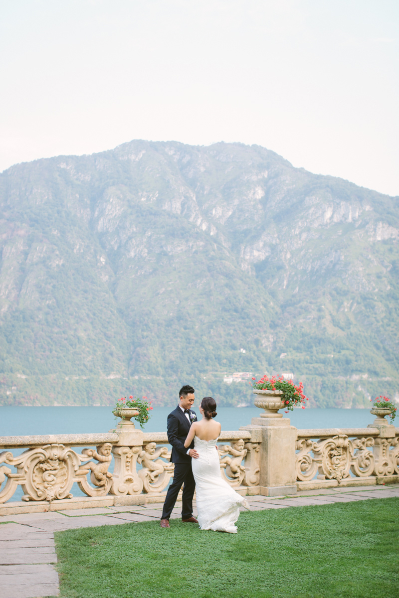 032-Melissa_Sung_Photography_Lake_Como_Italy_Wedding.jpg