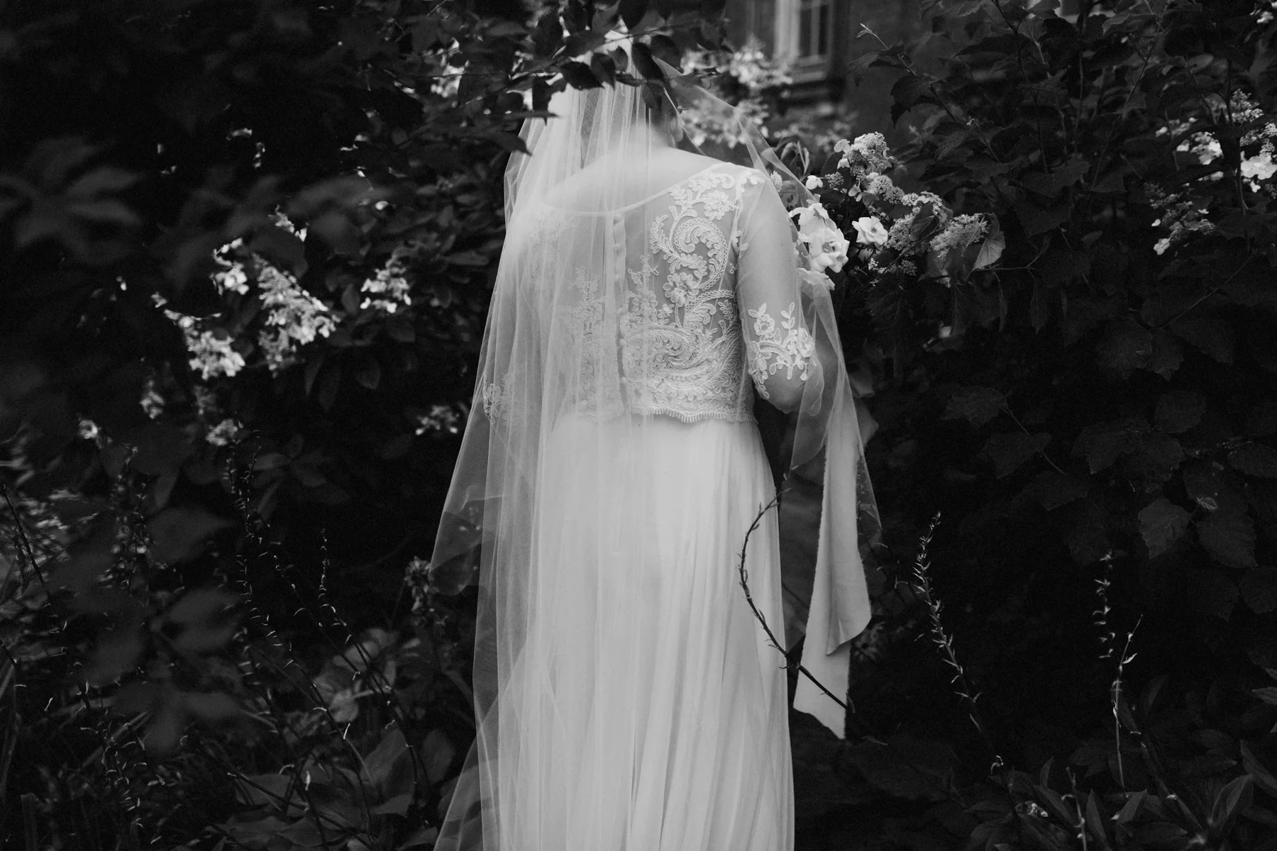 01-Melissa-Sung-Photography-Malaparte-Toronto-Wedding-Photographer-2.jpg
