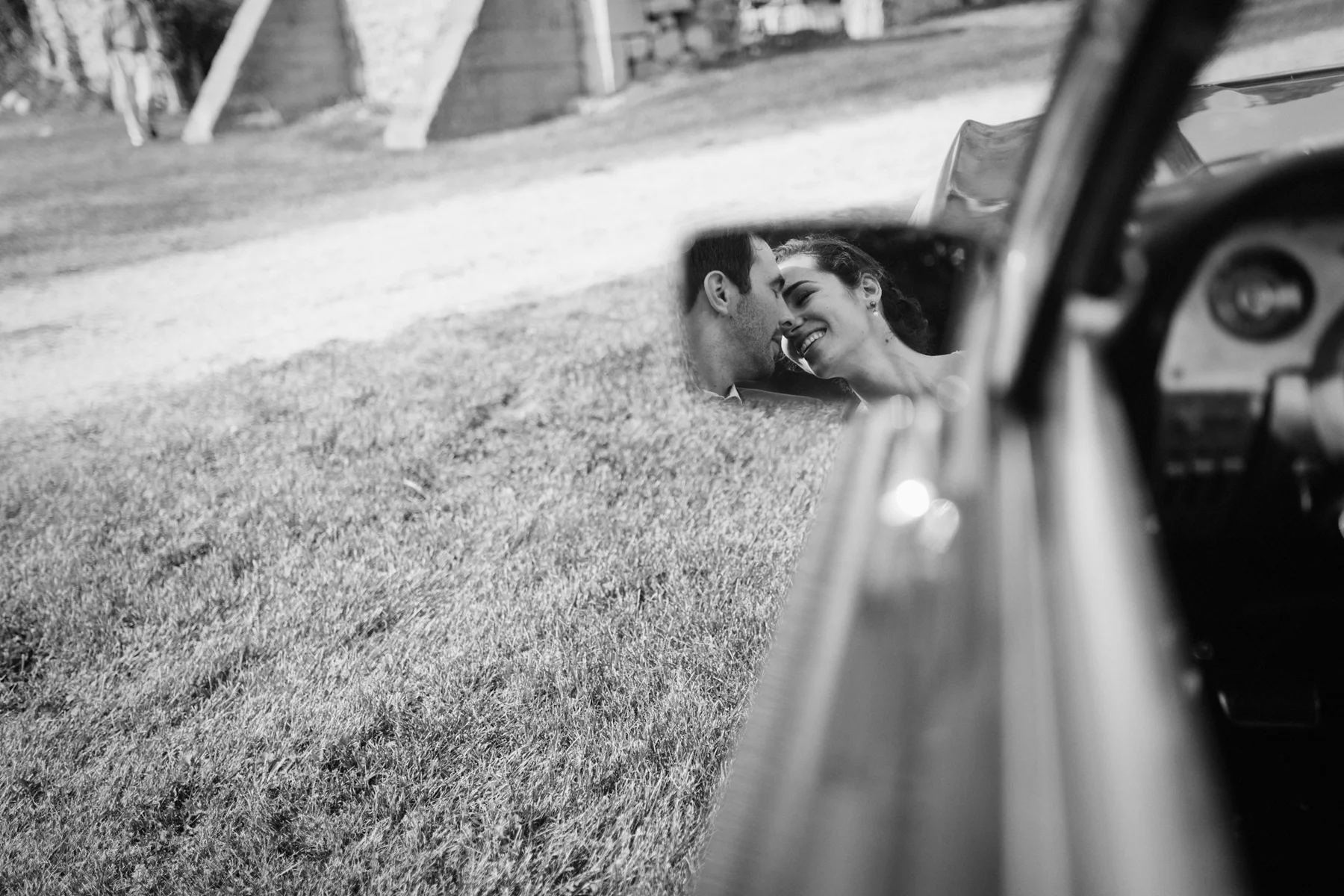 05-Melissa-Sung-Photography-Intimate-Barn-Wedding-in-Caledon-2.jpg