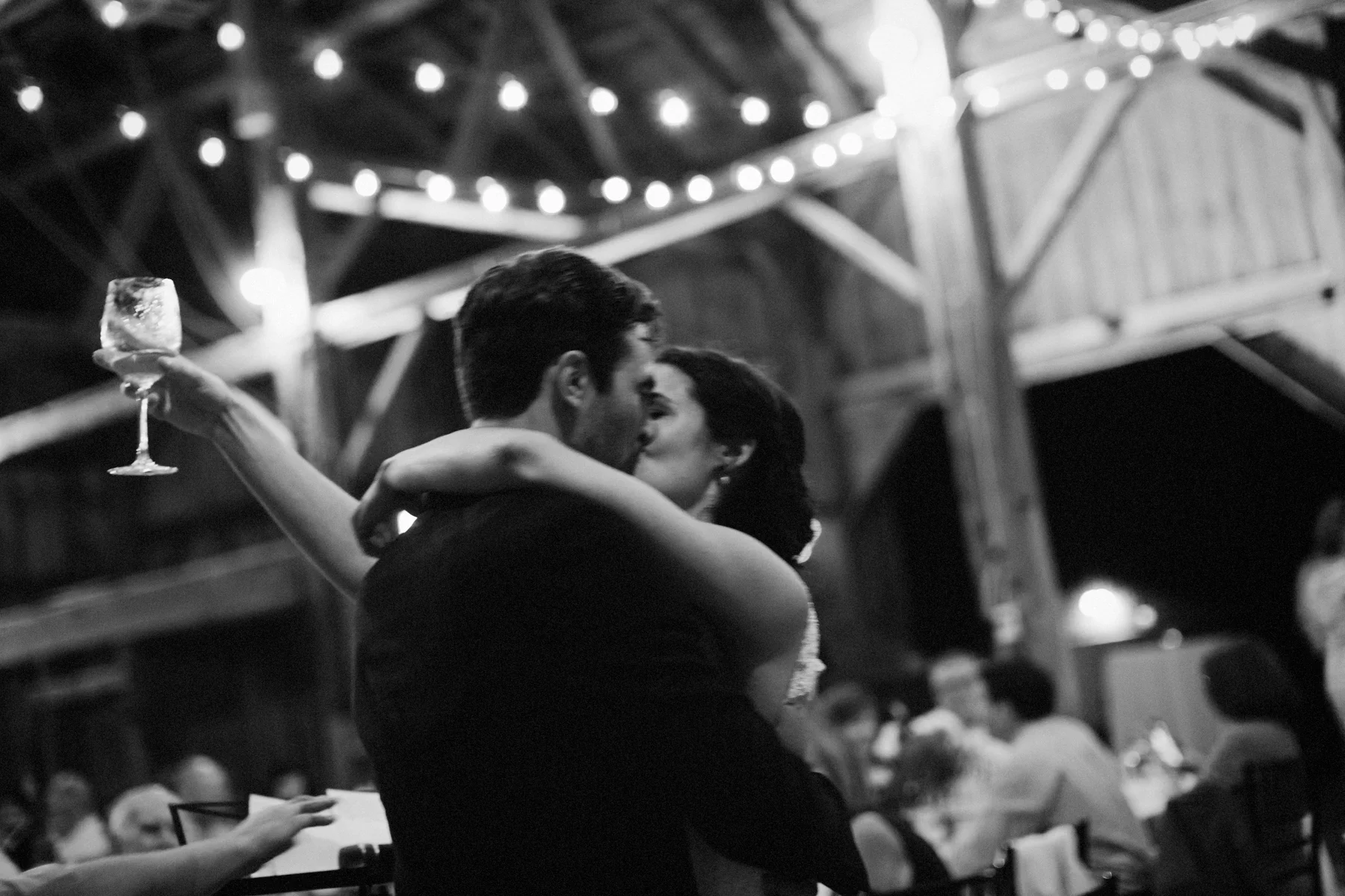 16-Melissa-Sung-Photography-Intimate-Barn-Wedding-in-Caledon-3.jpg