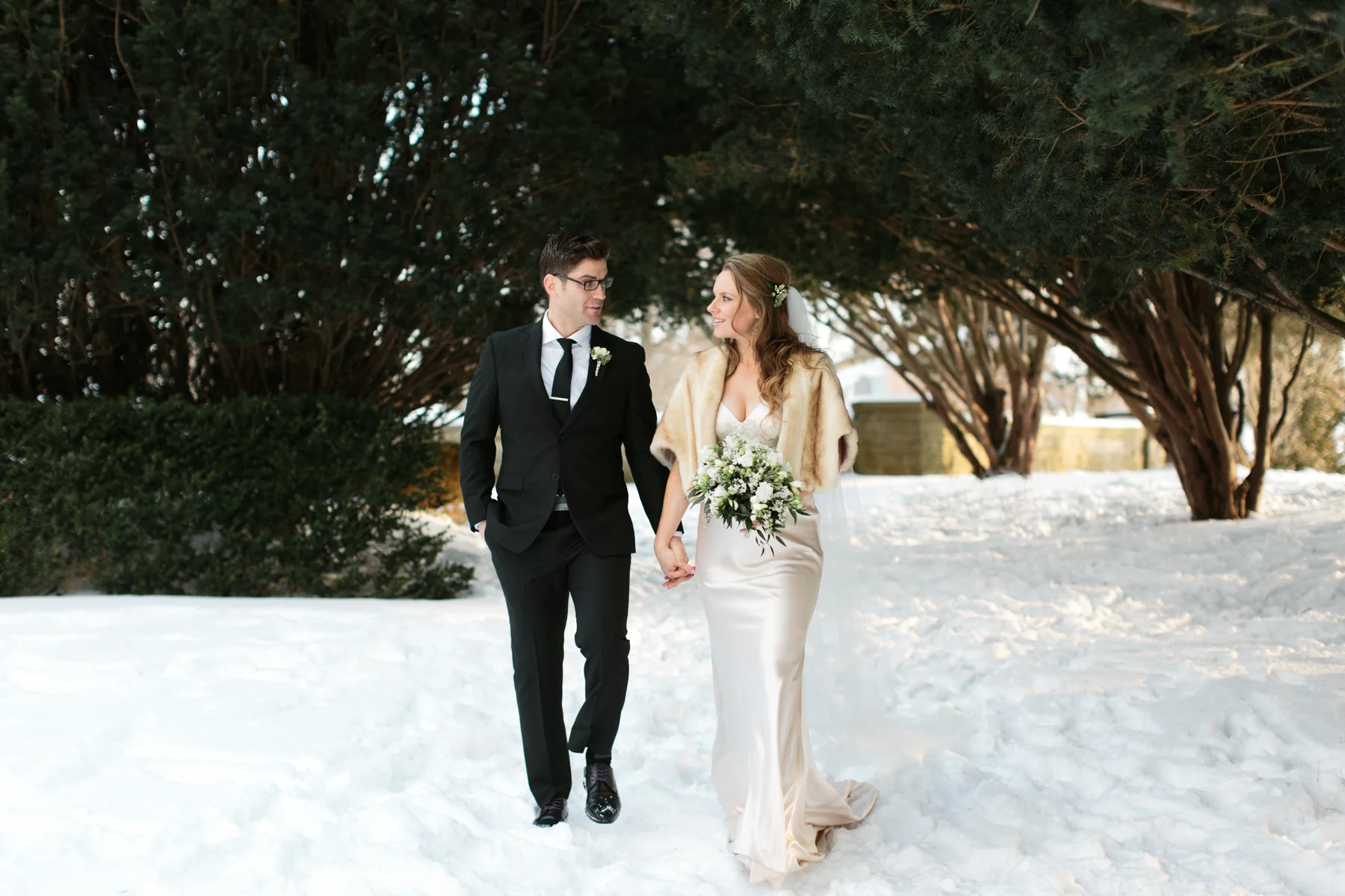24-Melissa-Sung-Photography-Classy-Intimate-Wedding-4.jpg
