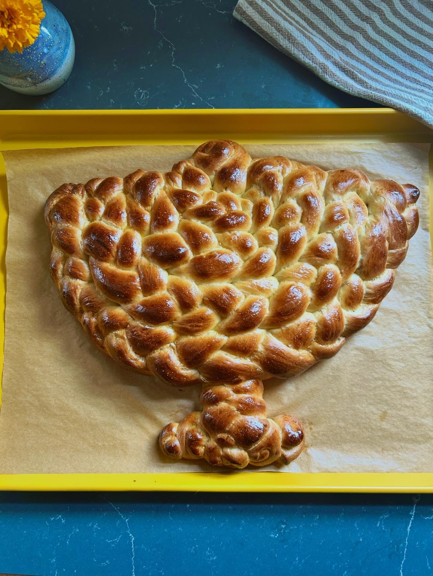 This year&rsquo;s menorah challah 🕎

Hanukkah Sameach, Shabbat Shalom, happy new moon &mdash; may all these things bring in more and more and more light for us all. ⭐️