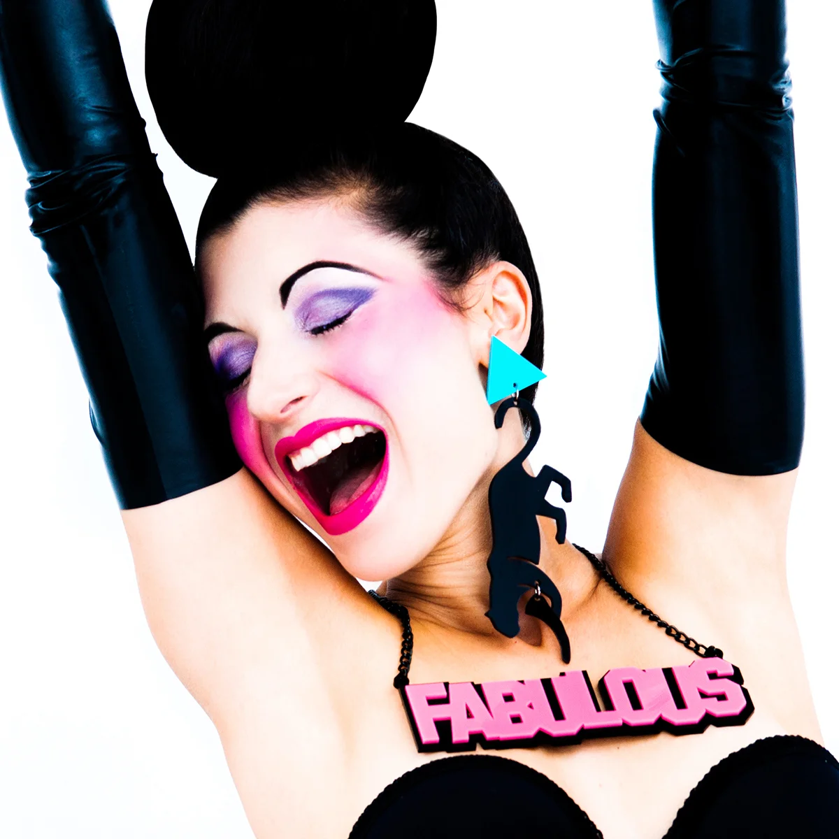 FridaLasVegas_Pantera_Panther_Plastic_PopArt_Earrings_72dpi.jpg