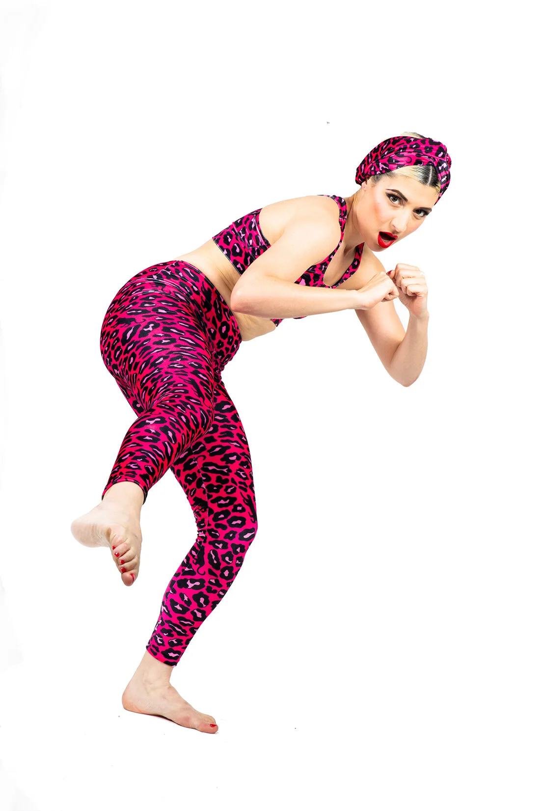 FridaLasVegas_PinkLeopard_Activewear_Leggings_07.jpg