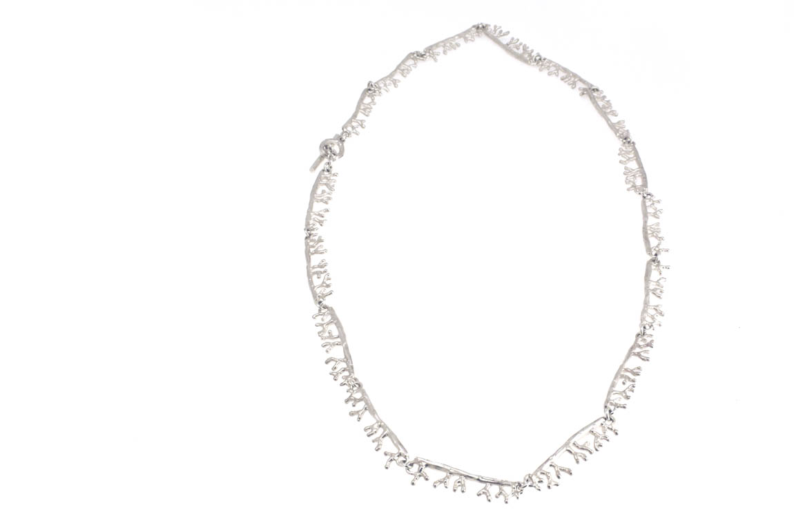 coral-necklace-fullimage-45cm-nr2ag.jpg