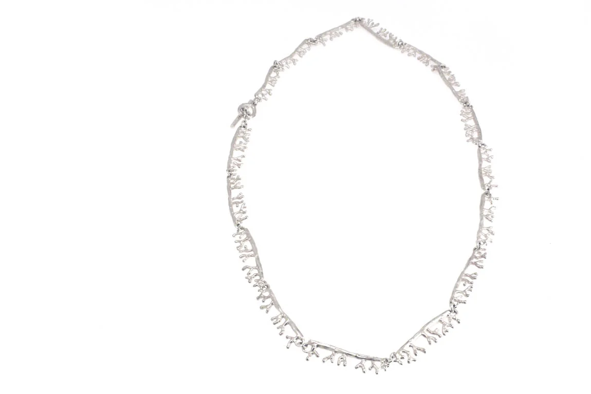 coral-necklace-fullimage-45cm-nr2ag.jpg