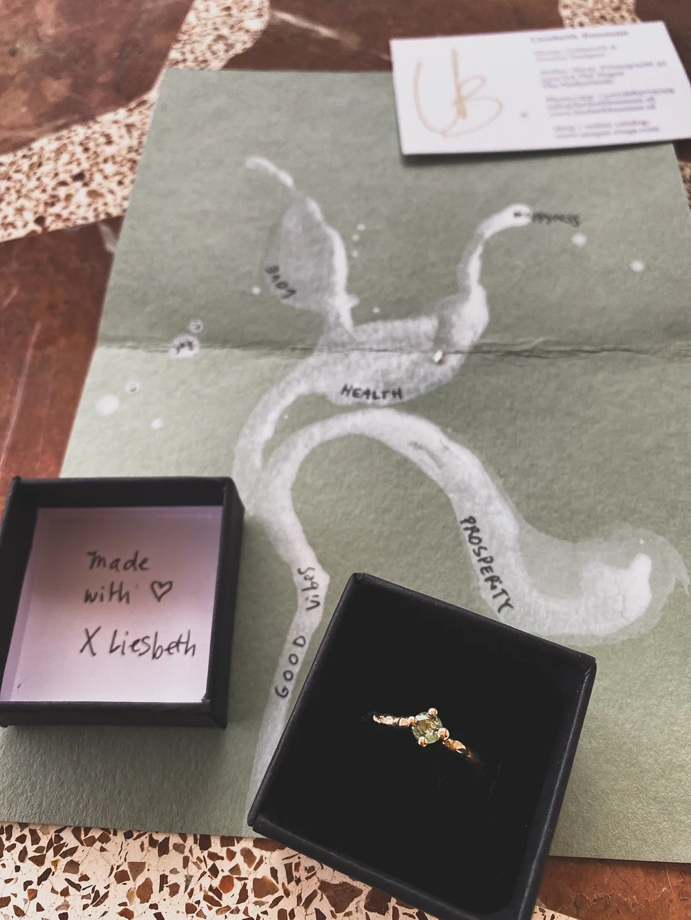 Illustration and jewelry a perfect match✨