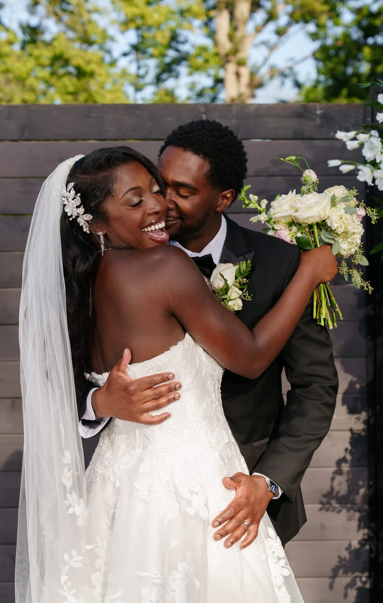 Phonando Studios Chicago Wedding Photographer_A745331 _.jpg
