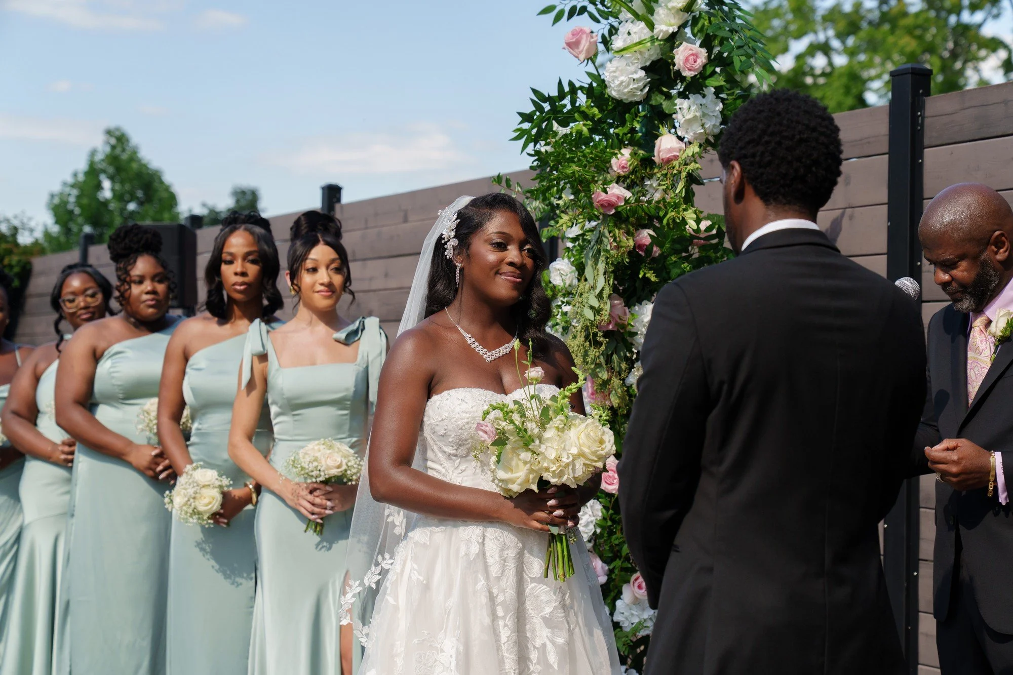 Phonando Studios Chicago Wedding Photographer_A744954 _.jpg