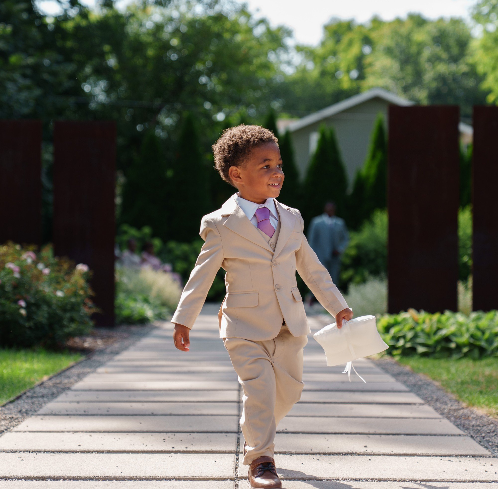 Phonando Studios Chicago Wedding Photographer_A744817 _.jpg