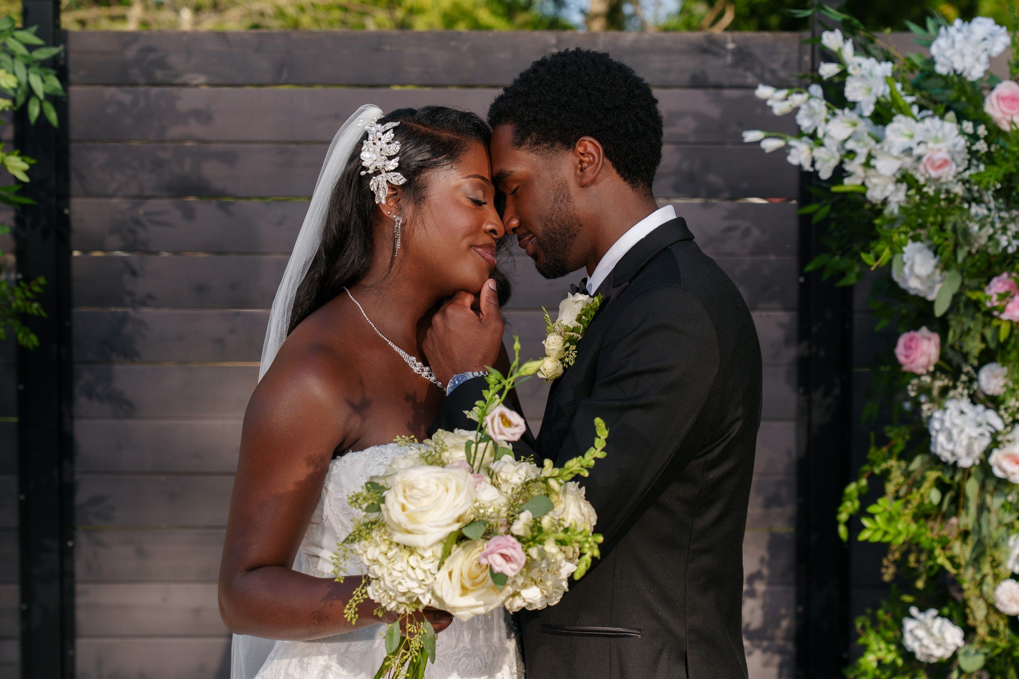 Phonando Studios Chicago Wedding Photographer_A745323 _.jpg