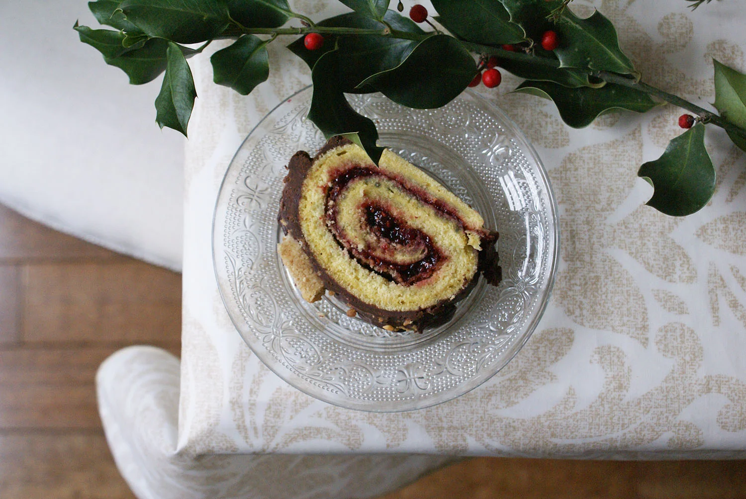 Buche Roulee A La Confiture De Framboises Sans Gluten Sans Lactose Mademoiselle Senza Glutine