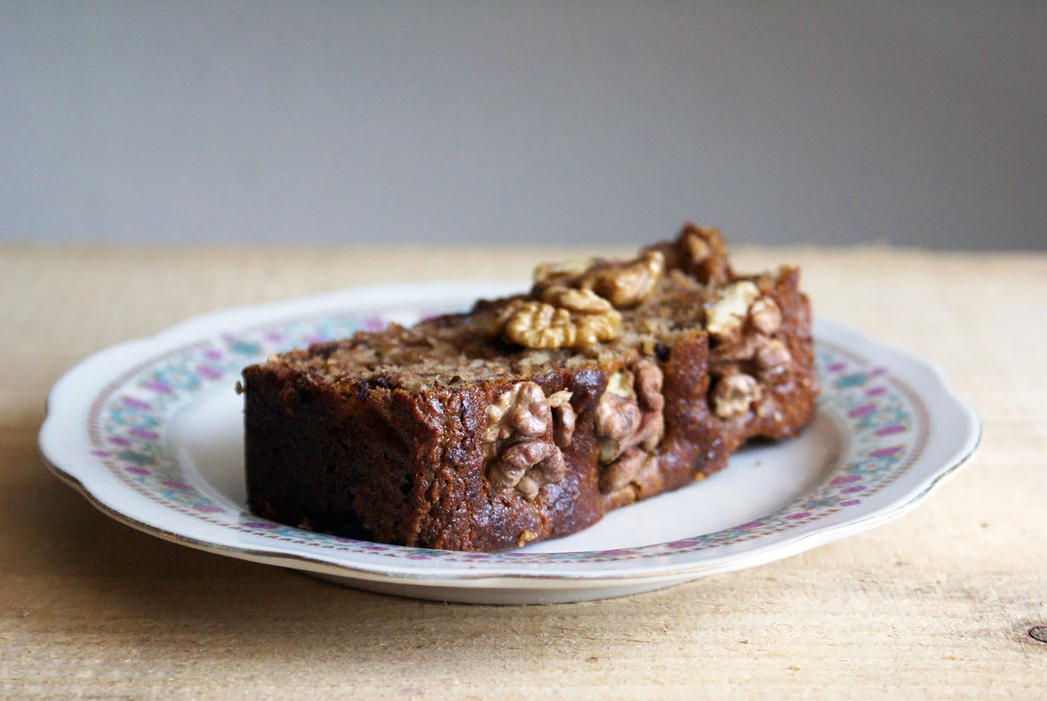 Cake A La Banane Aux Noix Et Au Chocolat Sucre Naturellement Mademoiselle Senza Glutine