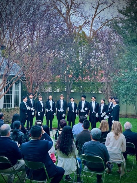 The Whiffenpoofs perform for the Yale Club of Dallas
