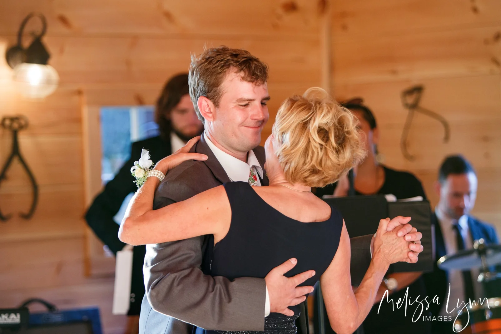 Melissalynnstudios_1053.jpg