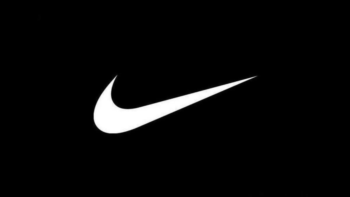 Nike swoosh.jpg