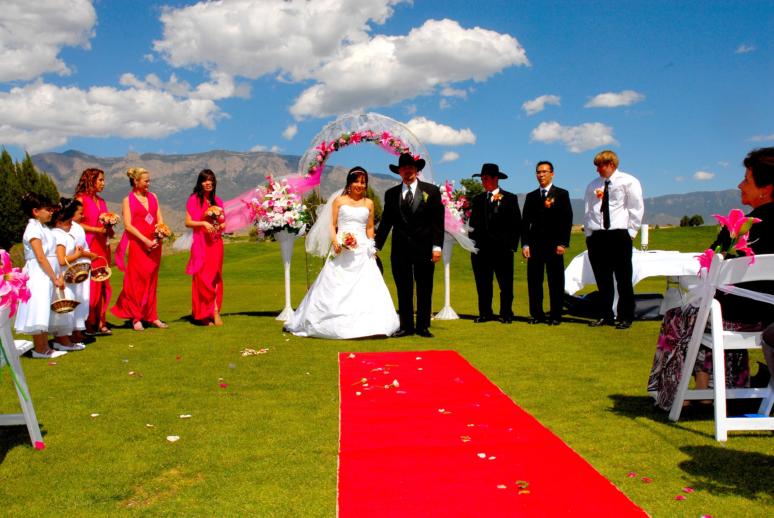 Albuquerque wedding officiant Amor Ceremonies