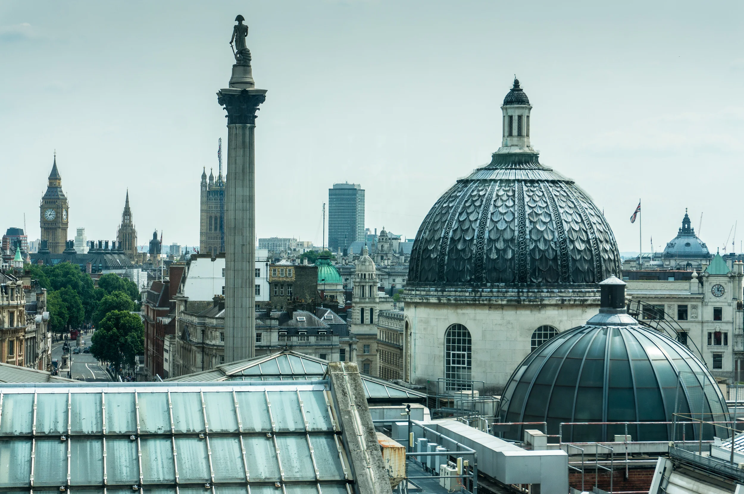 London: Ethan's search for Rachel's past