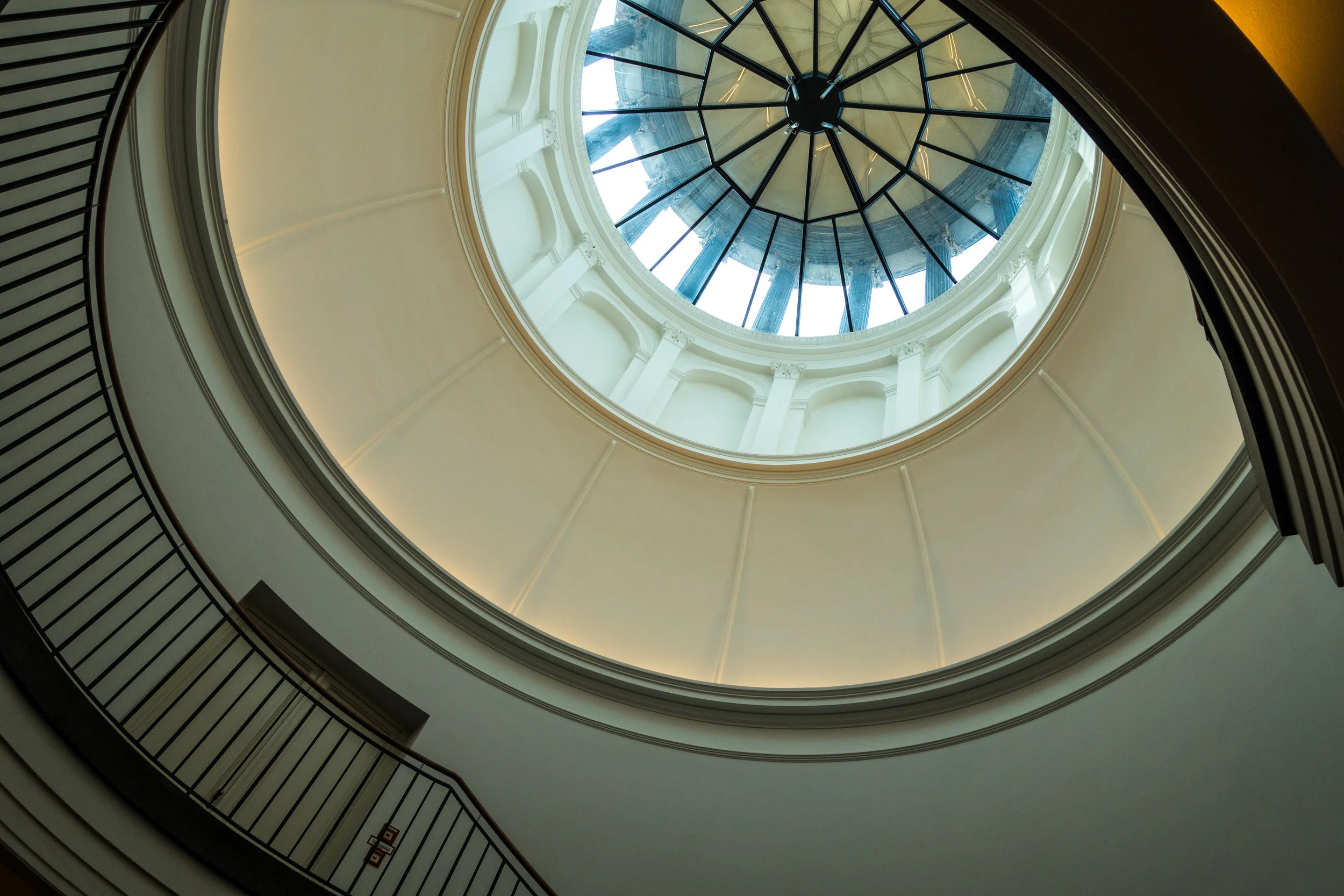 Berggruen staircase and atrium