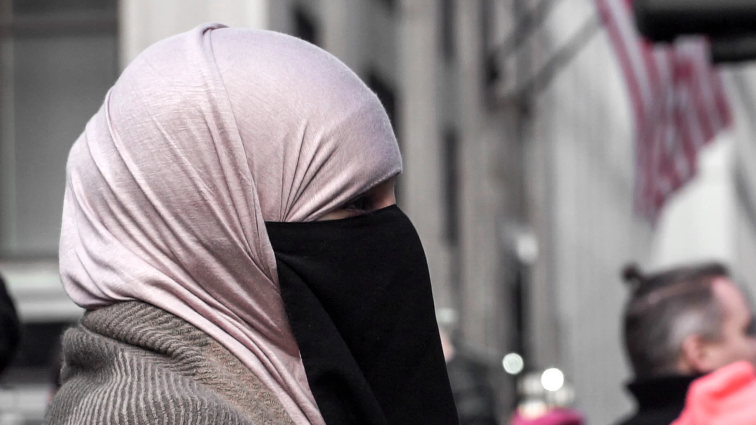 Muslim Woman in New York CIty, Jan 2017. Photo: Nicholas Whelan.