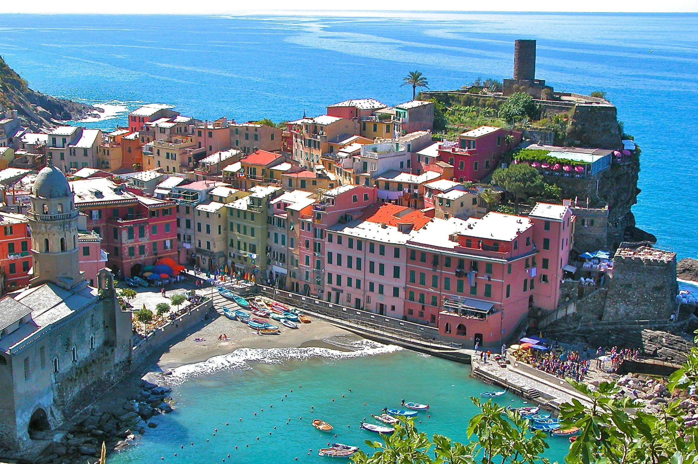 Vernazza, Italy.jpg