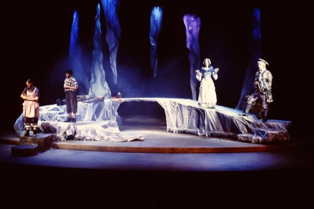 Liza and the Riddling Cave