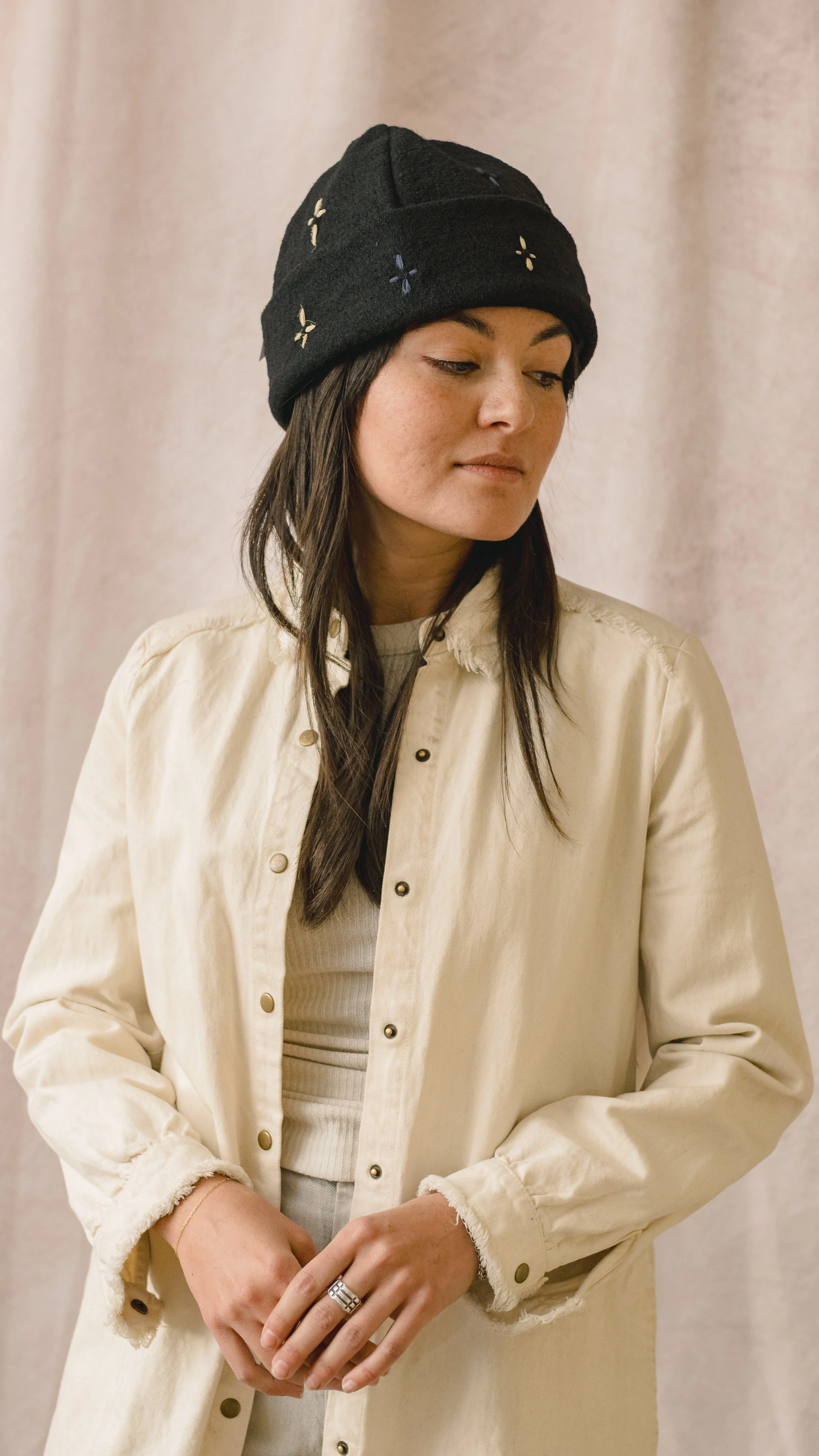 ARAE-WNITER-25-9X16-05.jpg