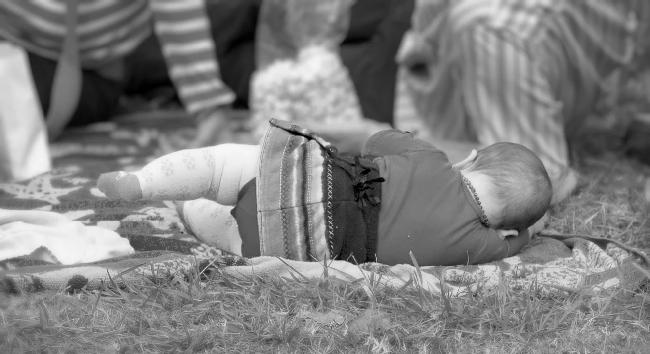 Durham_FoodTruckRodeo_BabyTurningOver_11172013.jpg