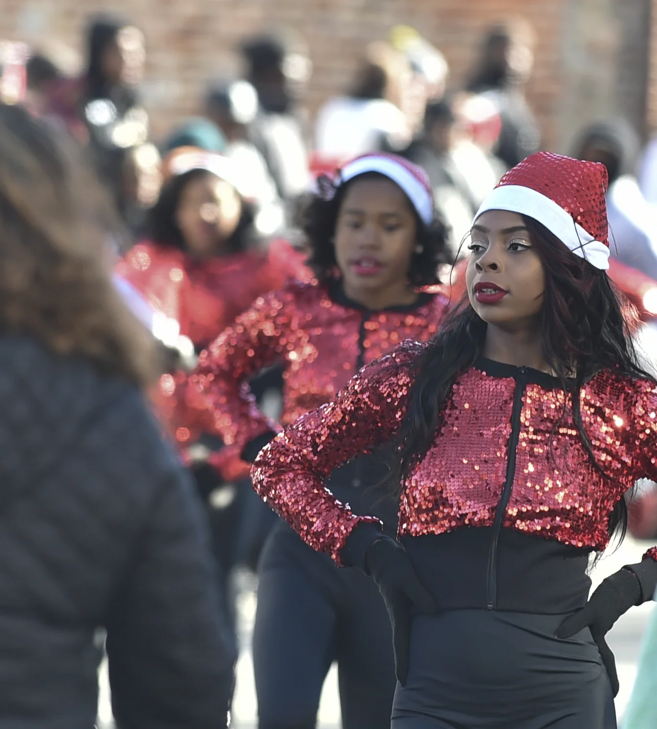 Durham_ChristmasParade_4RedSequinsDancer_12102016.jpg