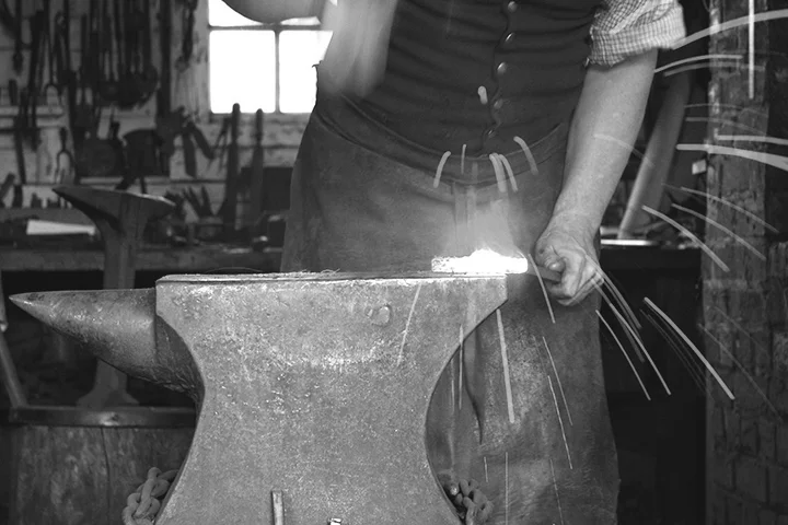 anvil3.jpg